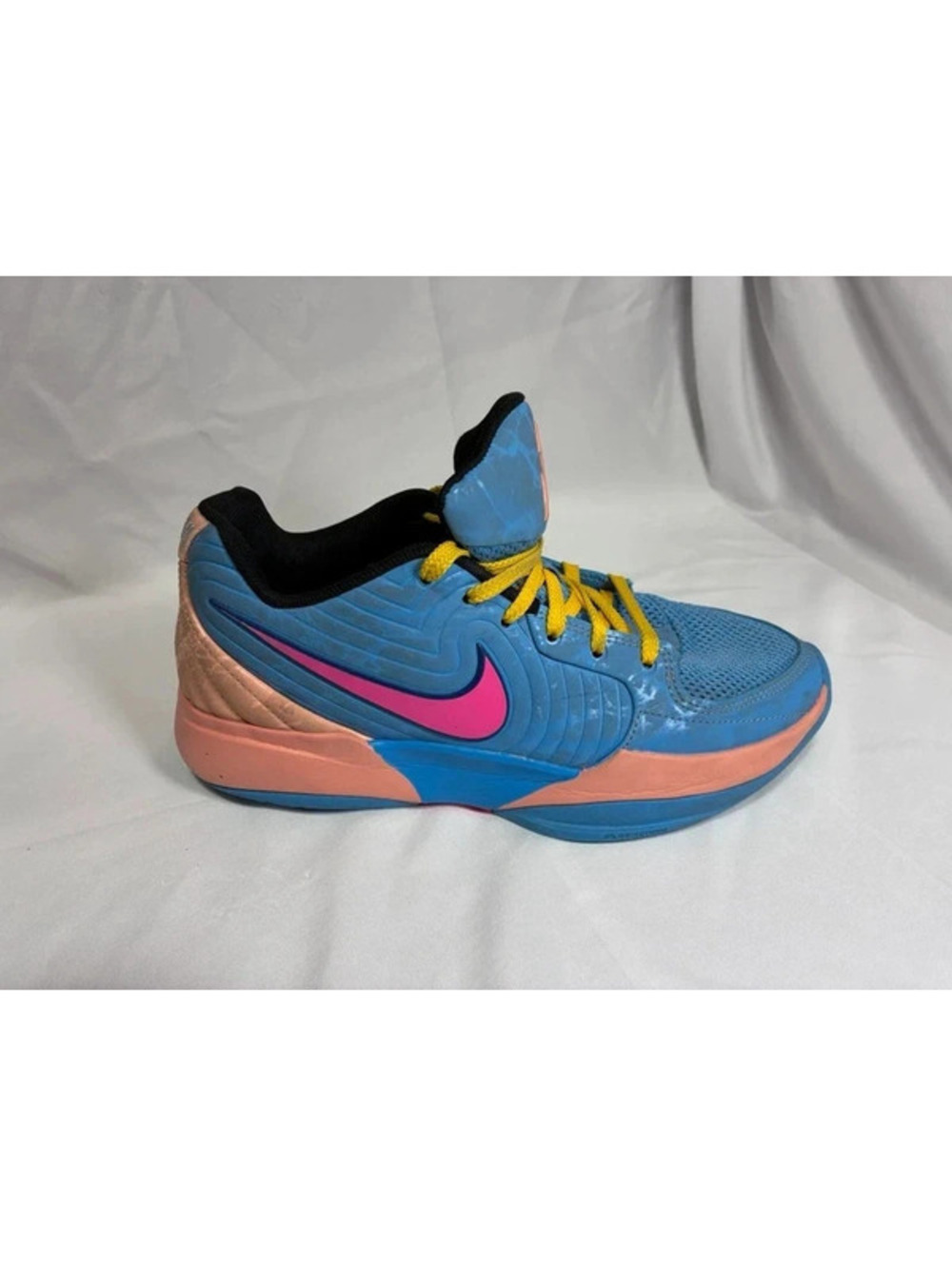 Men's Nike basketball shoes then 7 1/2